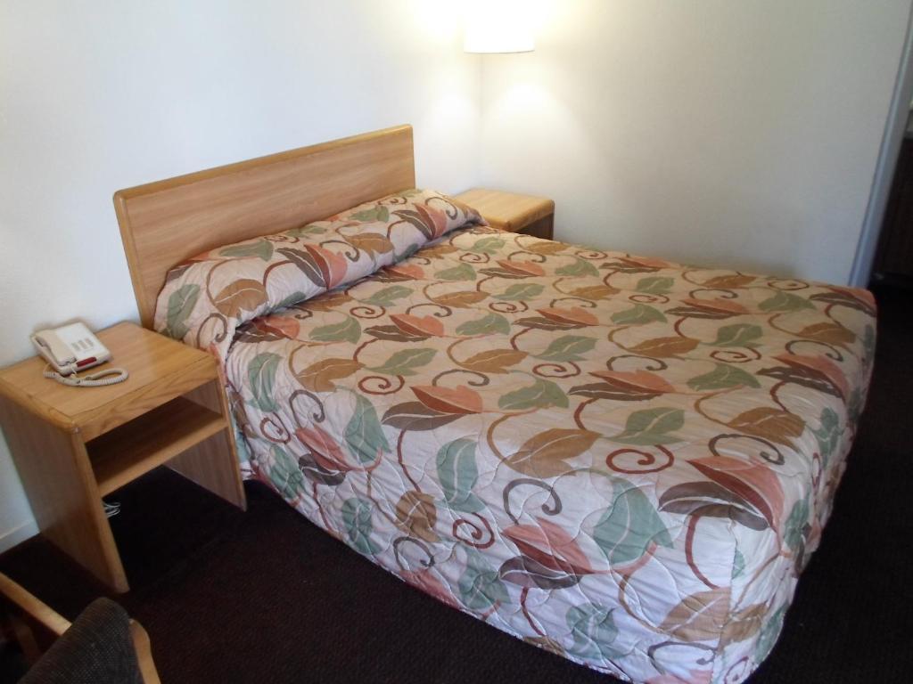Ez 8 Motel Newark Bagian luar foto