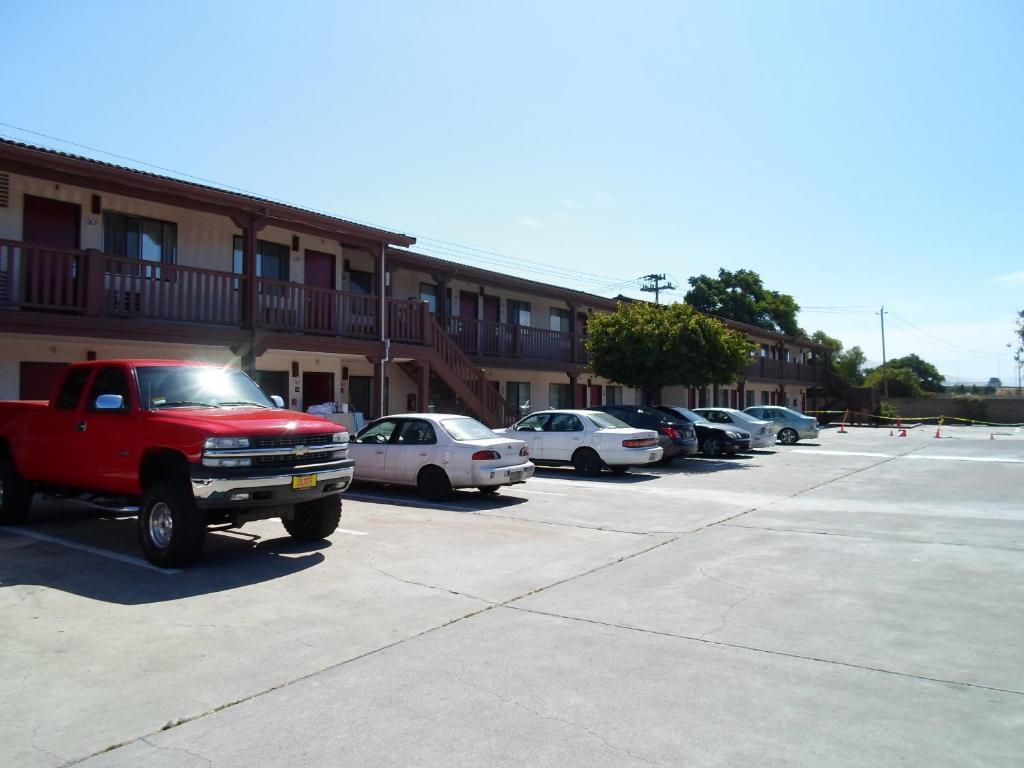 Ez 8 Motel Newark Bagian luar foto